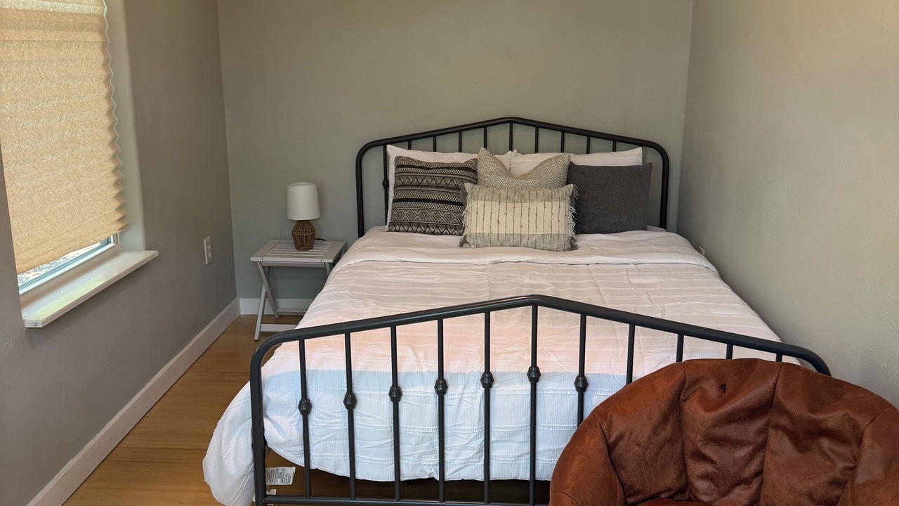 Photo of Bedroom in Cross Roads