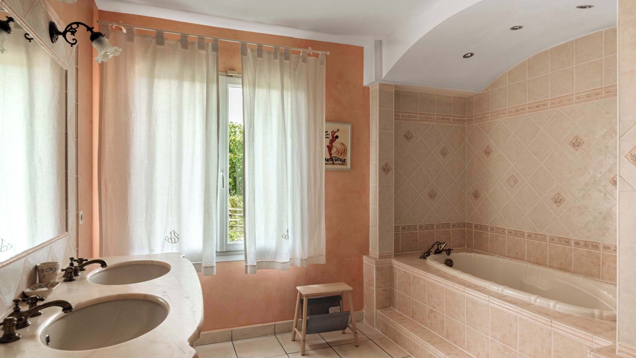 Photo of Bathroom in Carcassonne