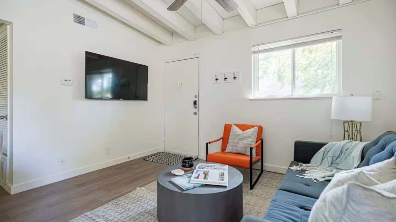 Photo of Livingroom in North University