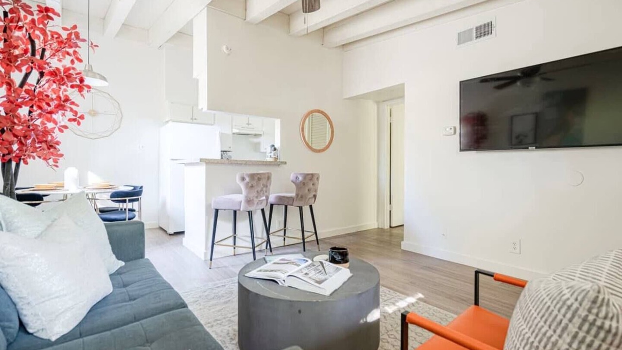 Photo of Livingroom in North University