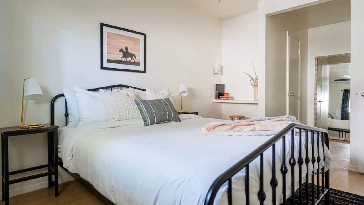 Photo of Bedroom in North University