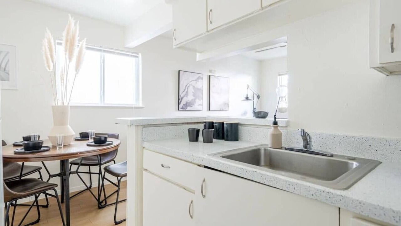 Photo of Kitchen in North University