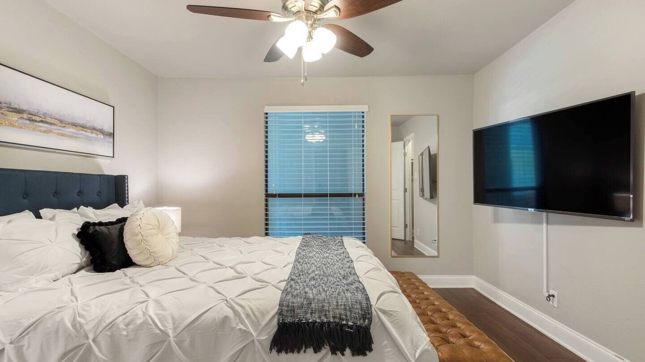 Photo of Bedroom in Oakmont Heights