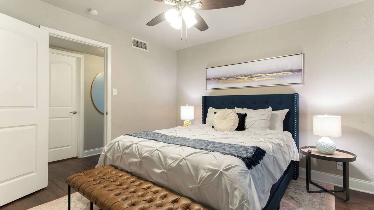 Photo of Bedroom in Oakmont Heights