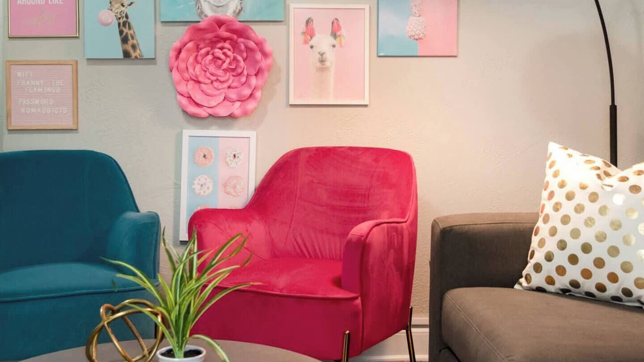 Photo of Livingroom in Oakmont Heights