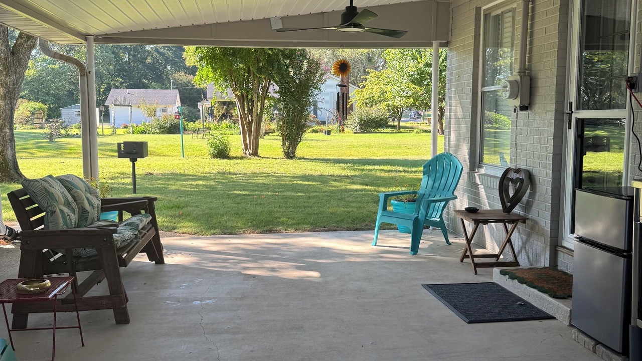 Photo of Patio Balcony in Rogersville
