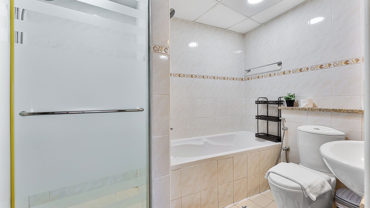 Photo of Bathroom in Jumeirah Lake Towers