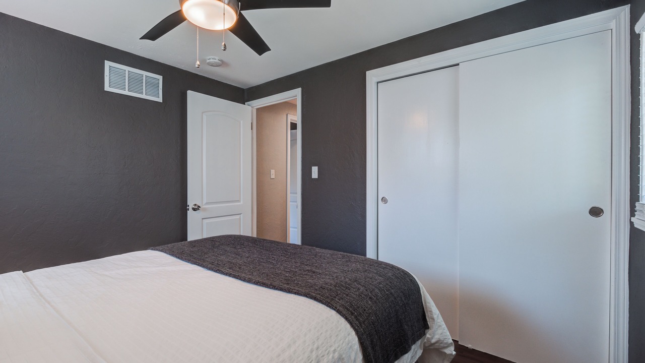 Photo of Bedroom in Rosedale