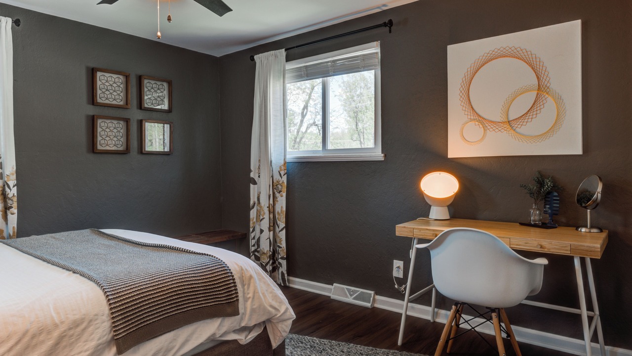 Photo of Bedroom in Rosedale