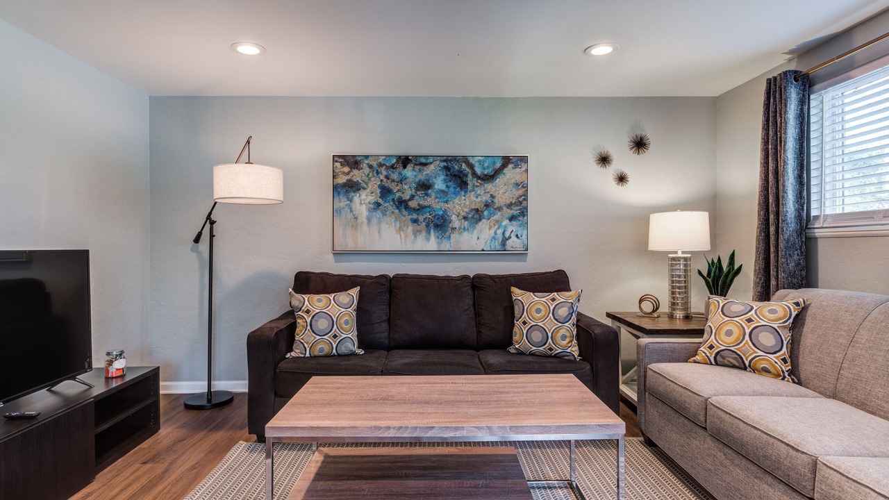 Photo of Livingroom in Rosedale
