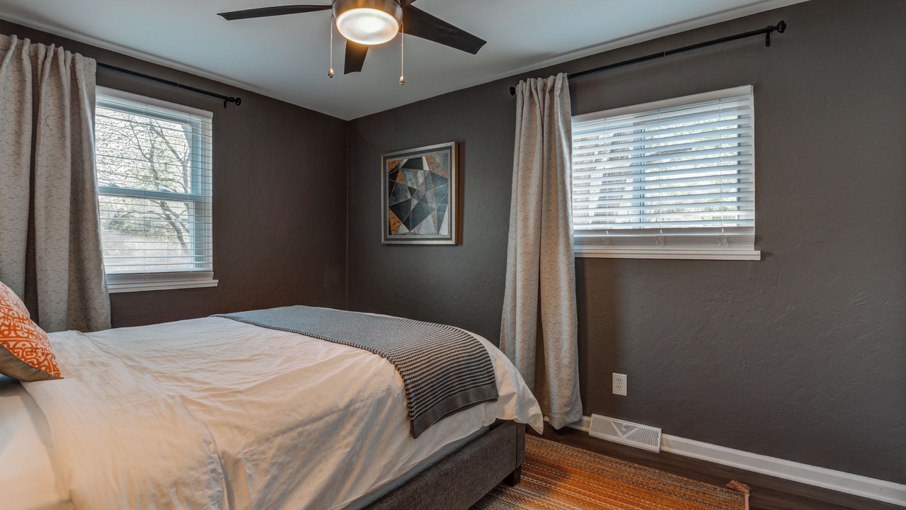 Photo of Bedroom in Rosedale