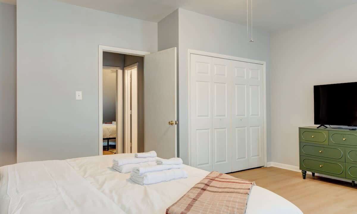 Photo of Bedroom in Center City East