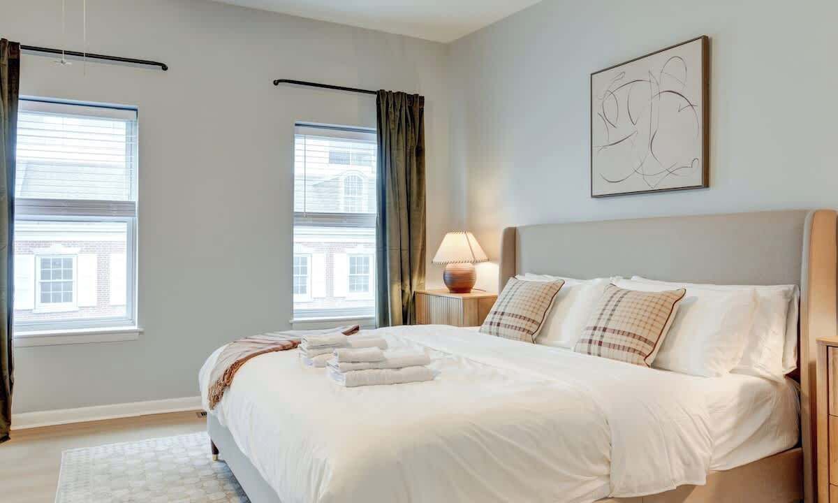 Photo of Bedroom in Center City East