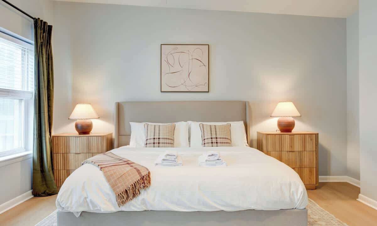 Photo of Bedroom in Center City East