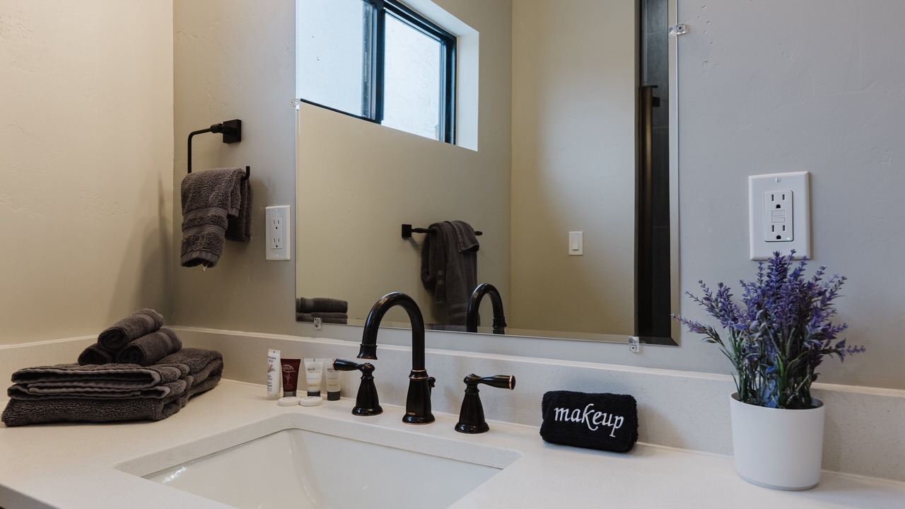 Photo of Bathroom in Del Norte