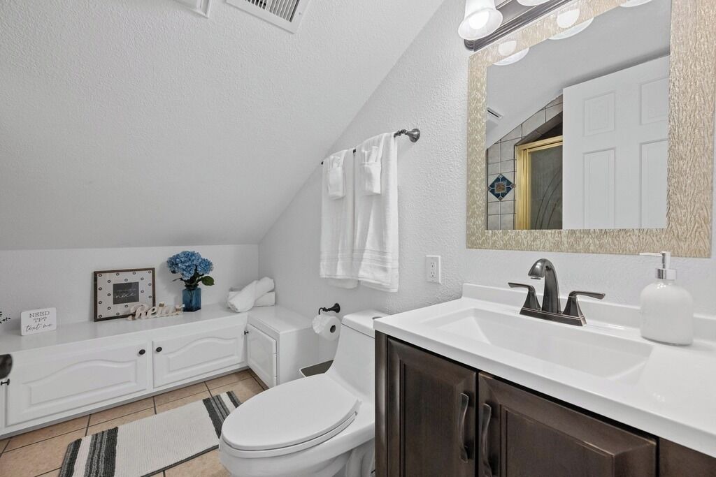 Photo of Bathroom in Shady Hollow