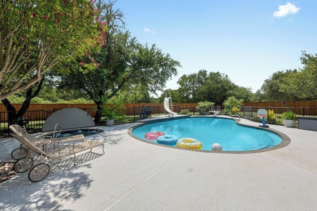 Photo of Outdoor in Shady Hollow