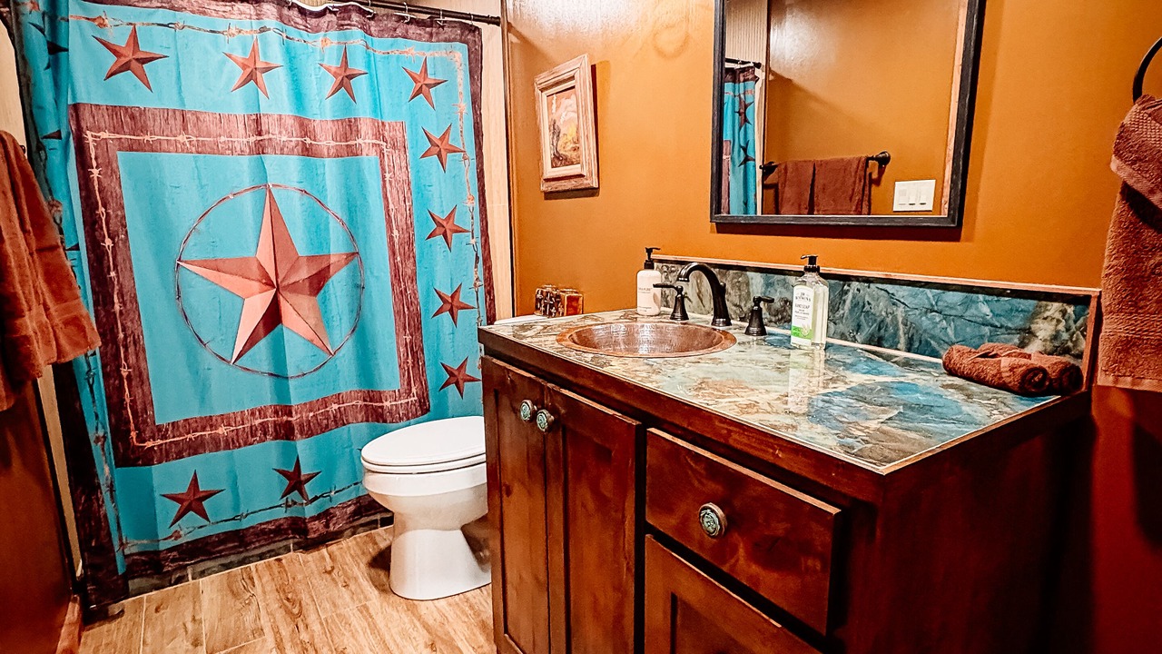 Photo of Bathroom in Valley View