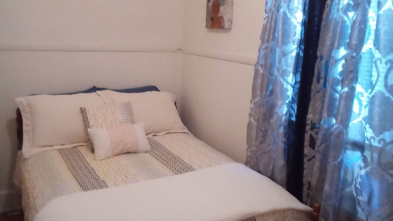 Photo of Bedroom in Erie