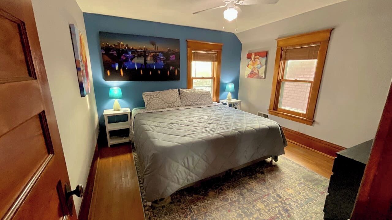 Photo of Bedroom in Midway