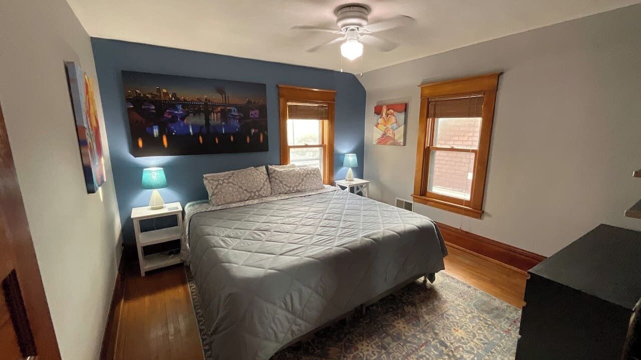 Photo of Bedroom in Midway