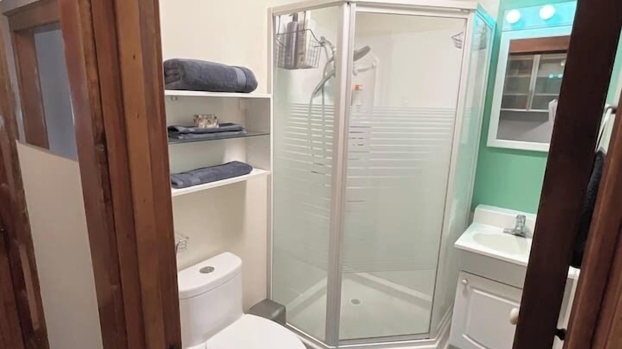 Photo of Bathroom in Midway