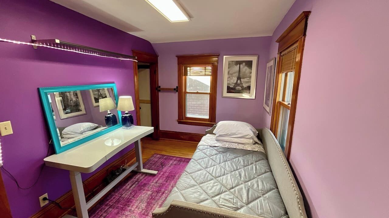 Photo of Bedroom in Midway