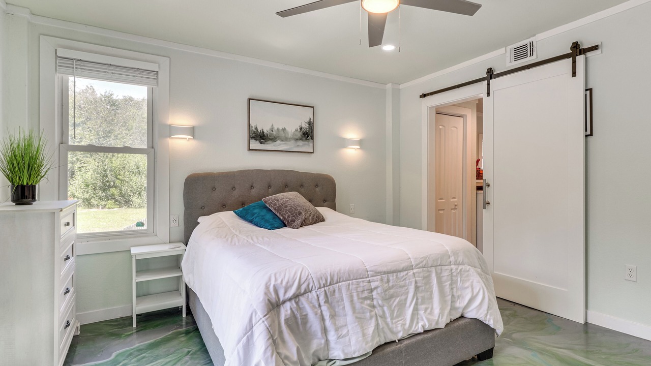 Photo of Bedroom in Camp Swift