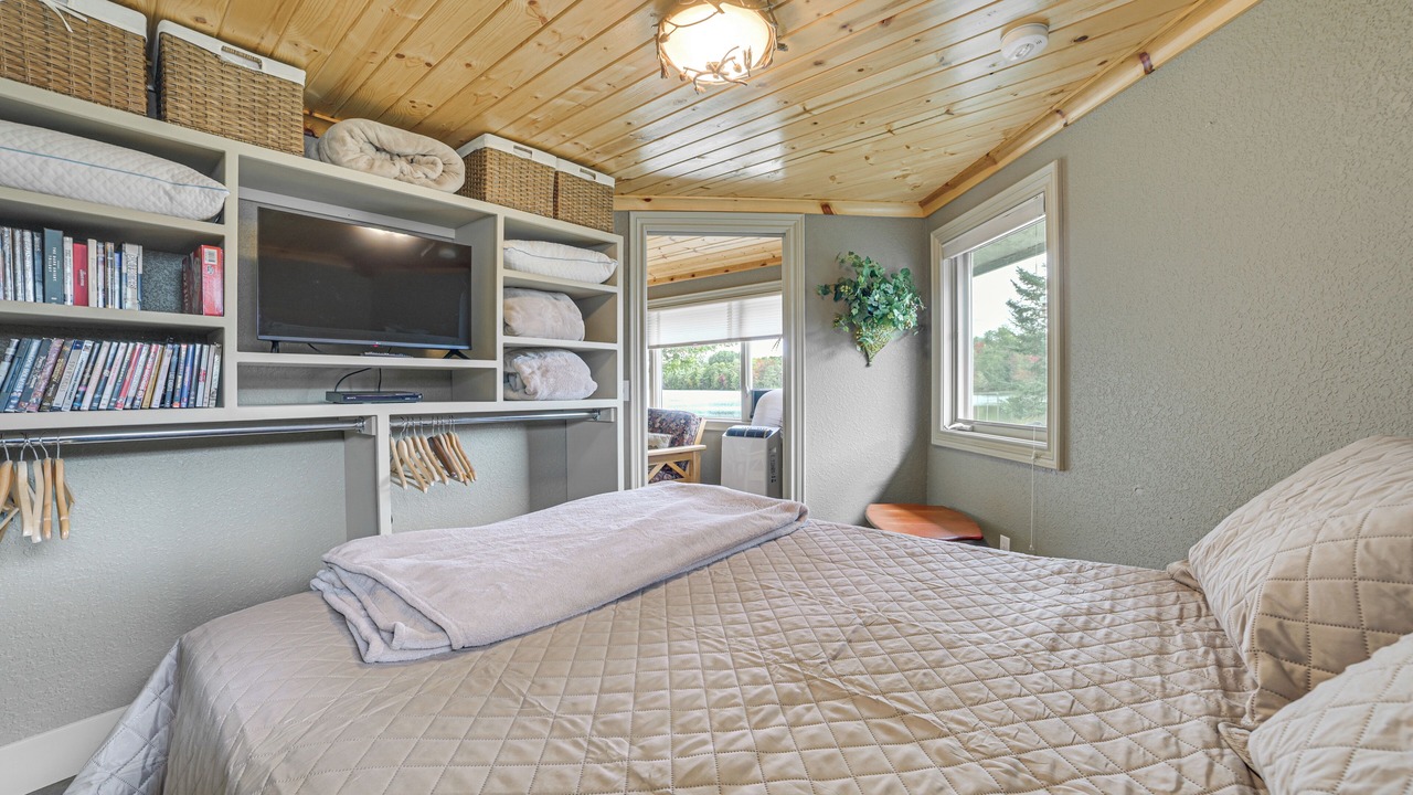 Photo of Bedroom in Charlevoix