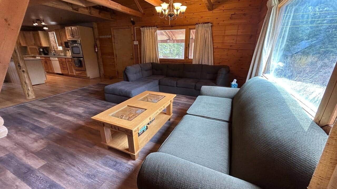 Photo of Livingroom in Cooke City-Silver Gate
