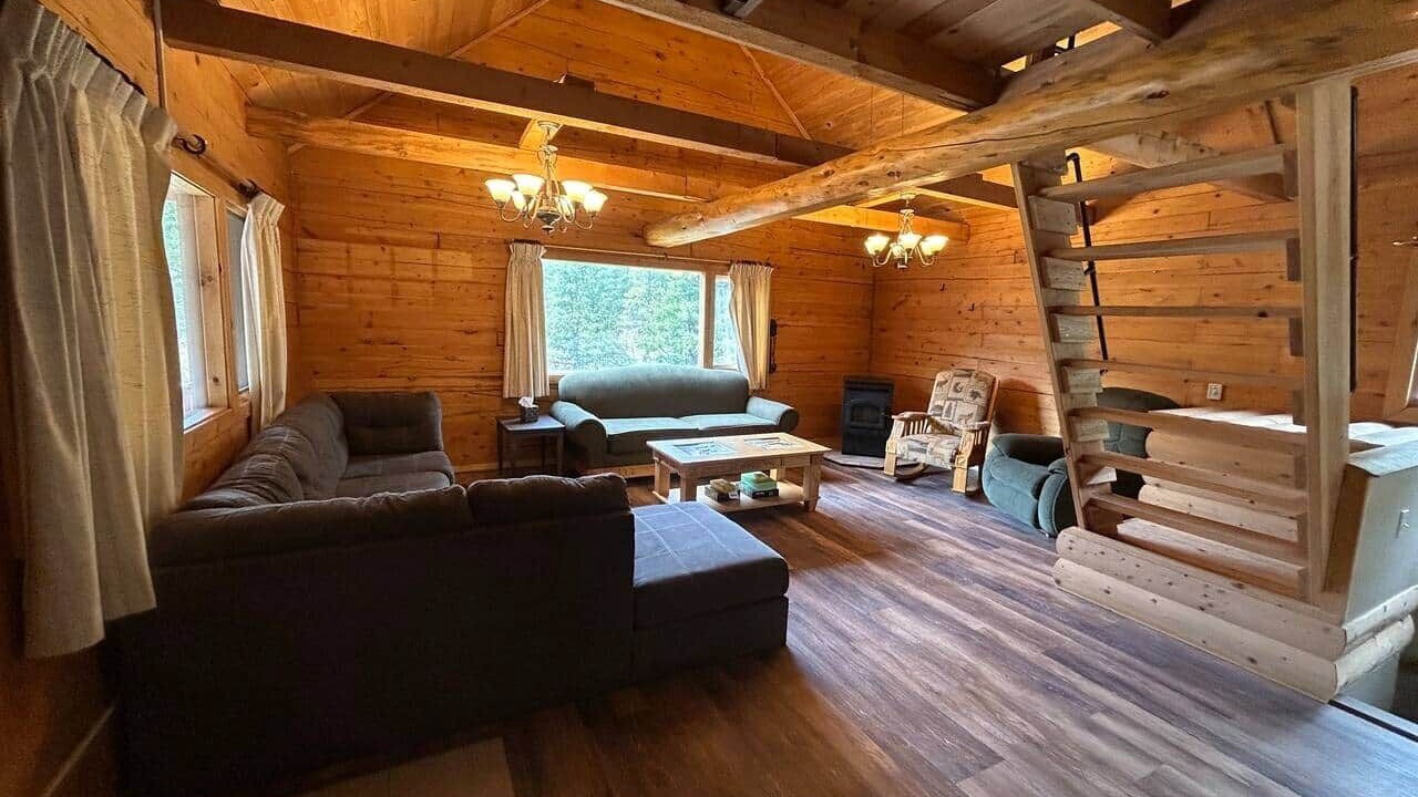 Photo of Livingroom in Cooke City-Silver Gate