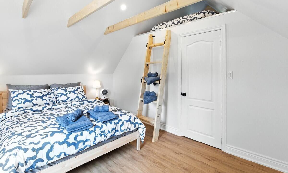 Photo of Bedroom in Hastings Highlands