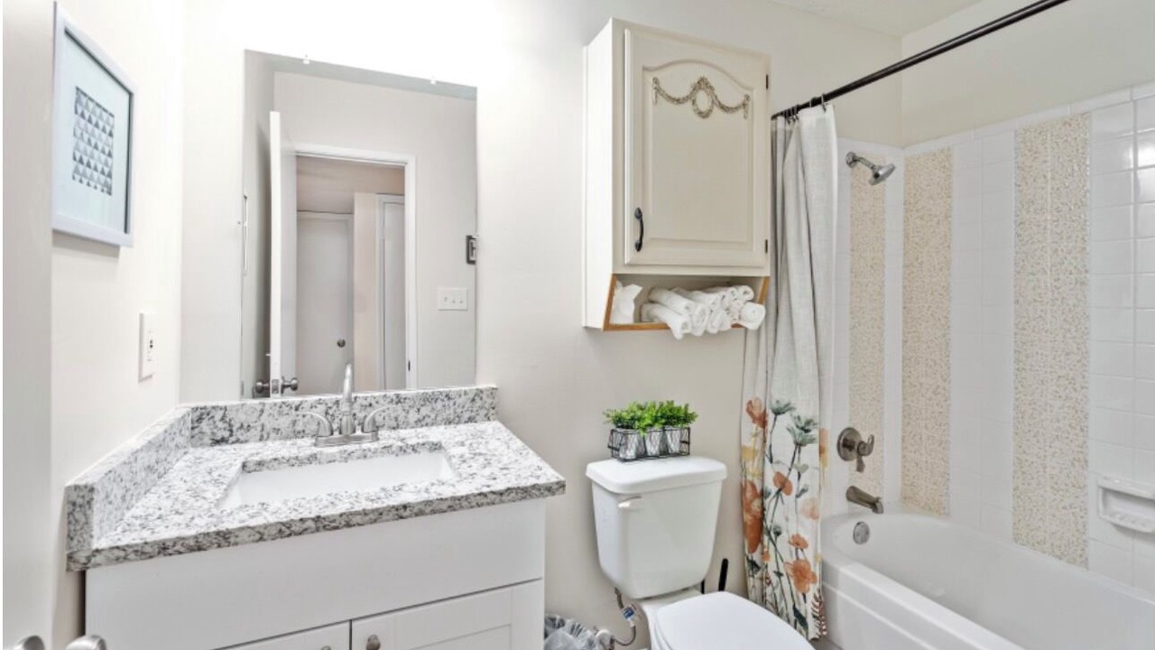 Photo of Bathroom in Northeast Carrollton