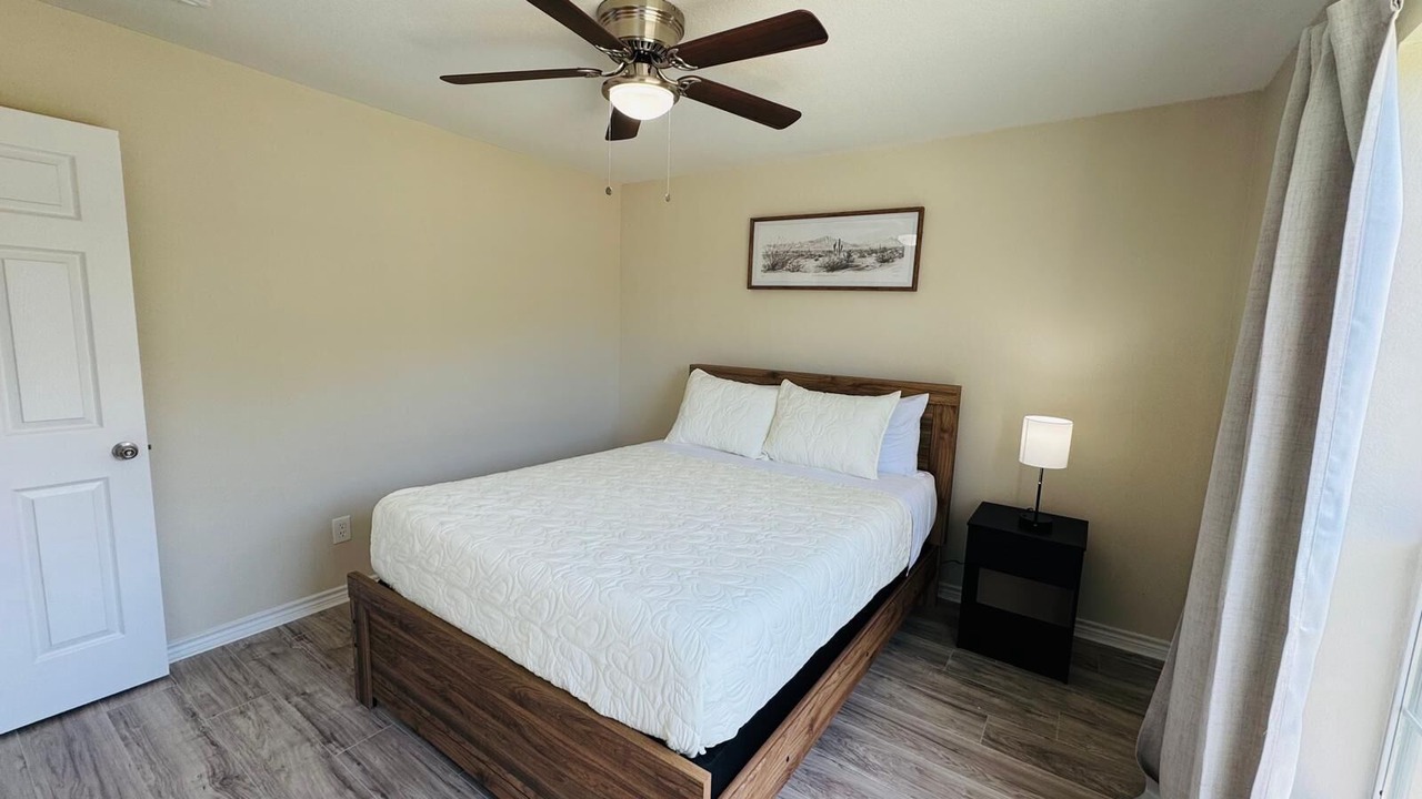 Photo of Bedroom in Southwest Arlington