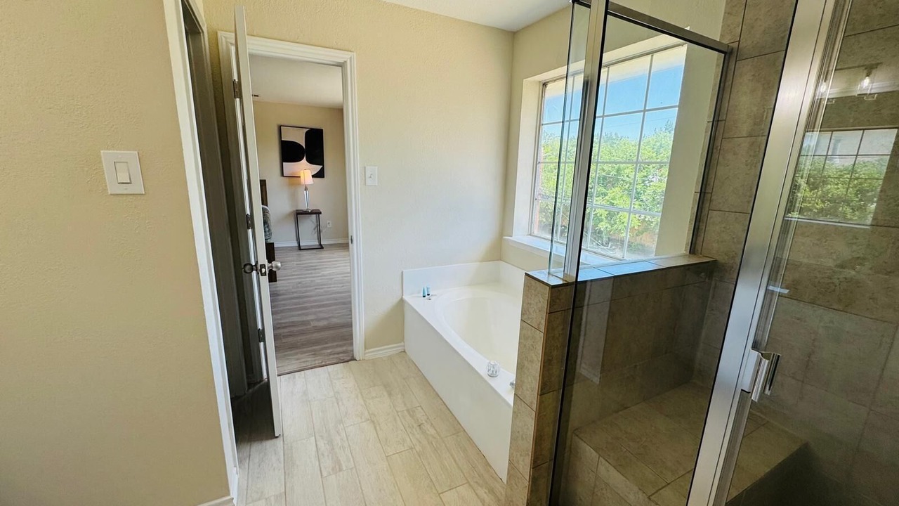 Photo of Bathroom in Southwest Arlington