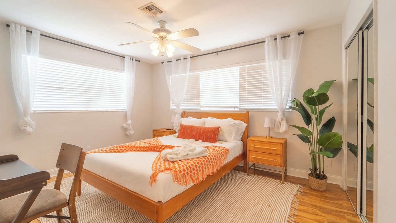 Photo of Bedroom in Garden Isles