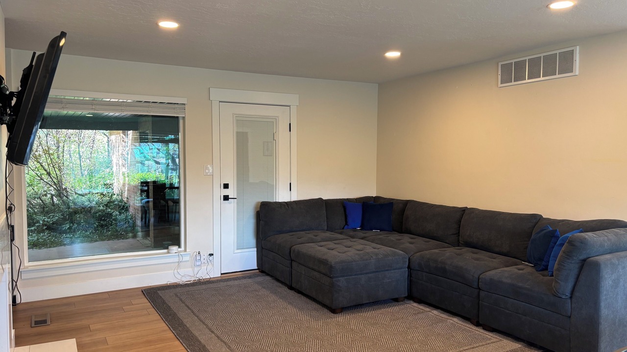 Photo of Livingroom in Foot Hills