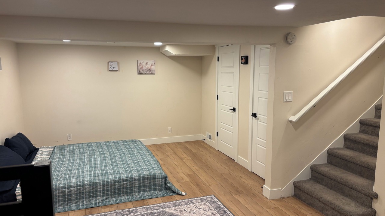 Photo of Bedroom in Foot Hills