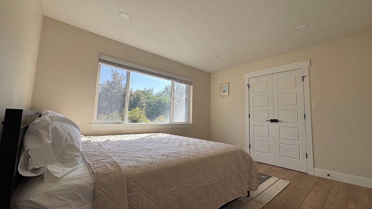 Photo of Bedroom in Foot Hills