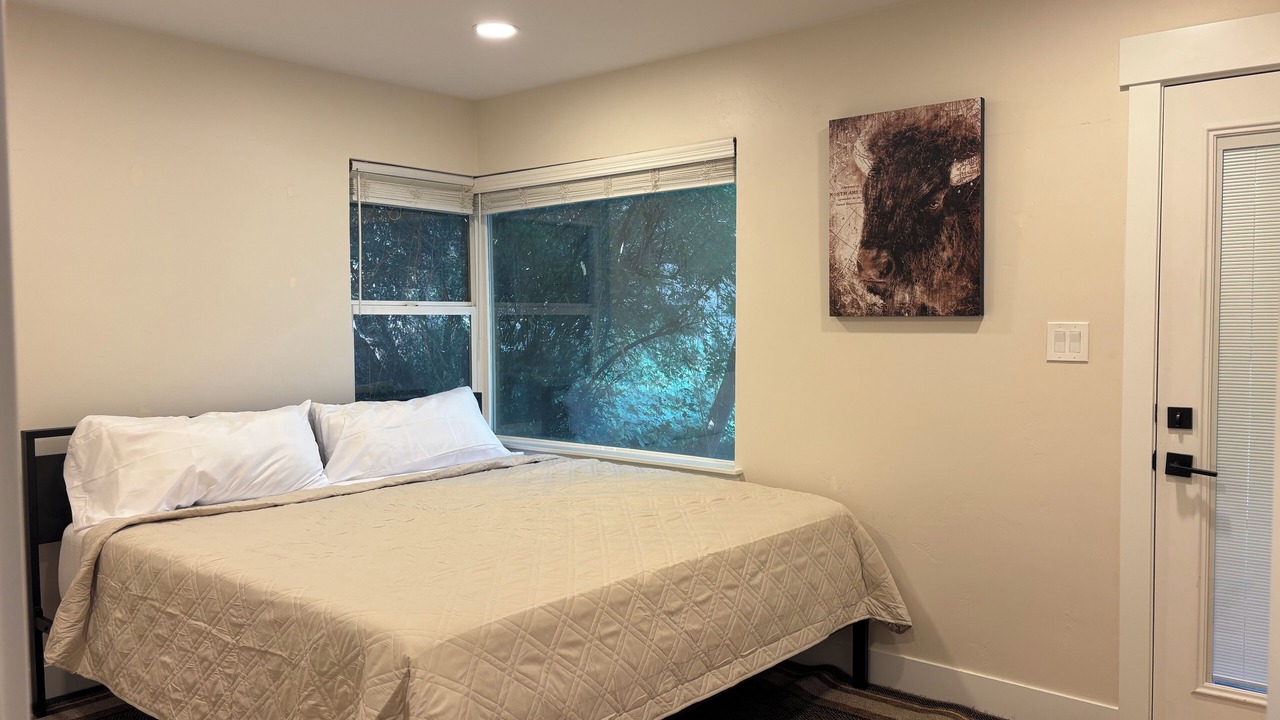 Photo of Bedroom in Foot Hills