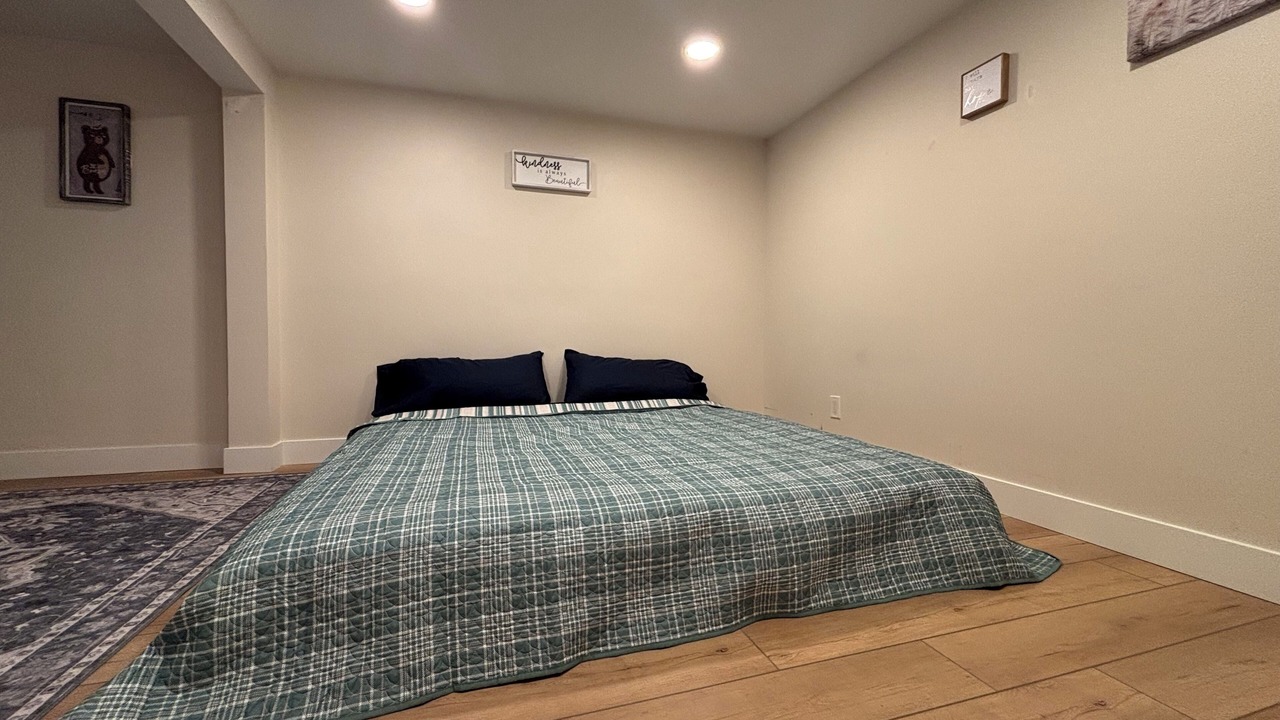 Photo of Bedroom in Foot Hills