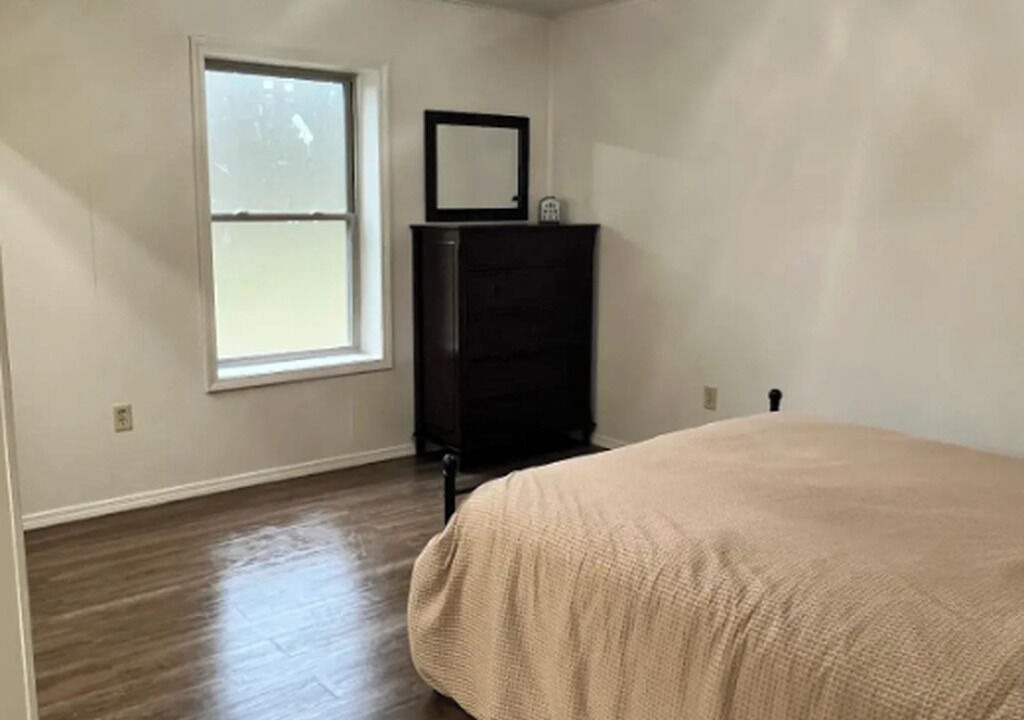 Photo of Bedroom in Ferndale