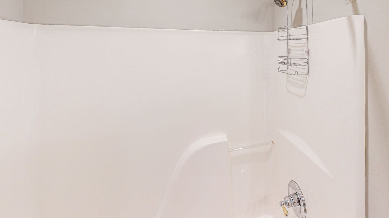 Photo of Bathroom in Lake Hamilton