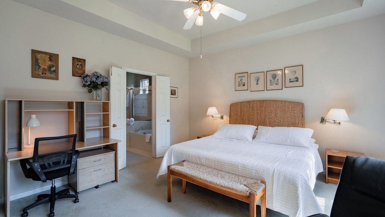 Photo of Bedroom in Alden Bridge
