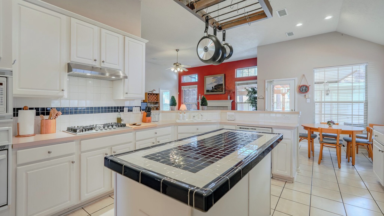 Photo of Kitchen in Alden Bridge