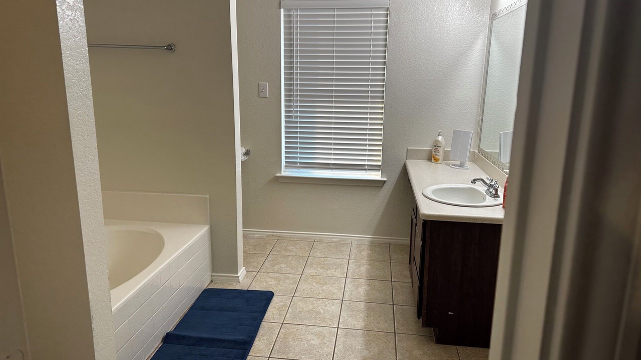 Photo of Bathroom in Southeast Arlington