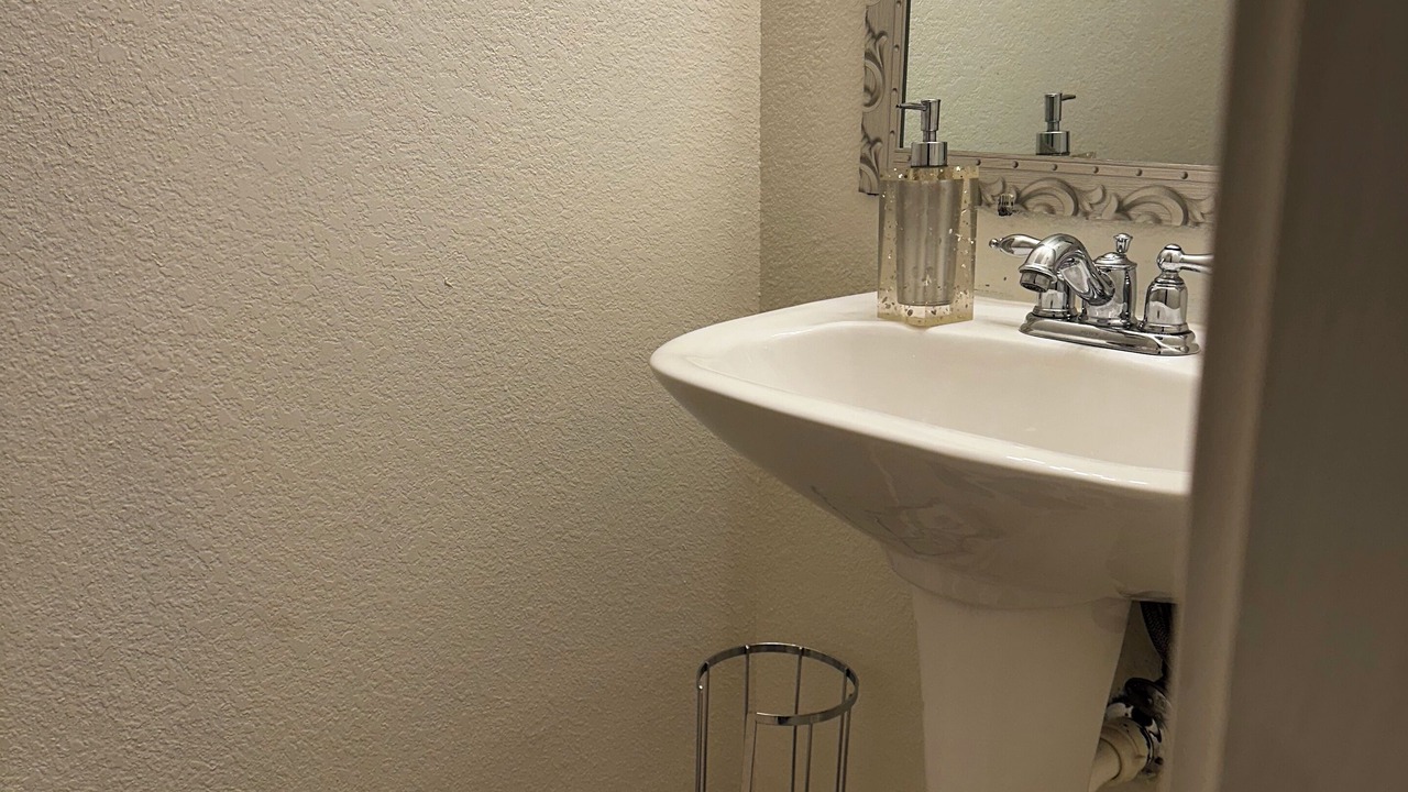 Photo of Bathroom in Southeast Arlington