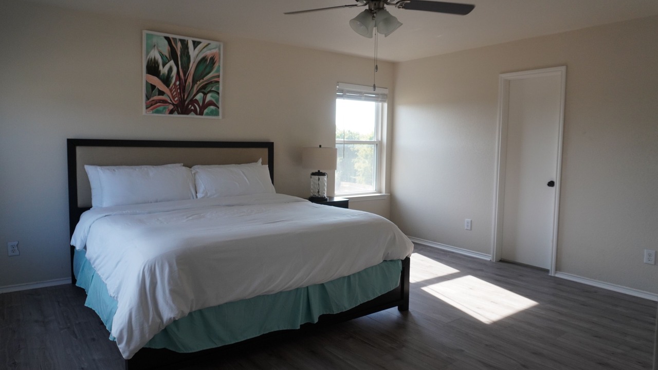 Photo of Bedroom in Southeast Arlington
