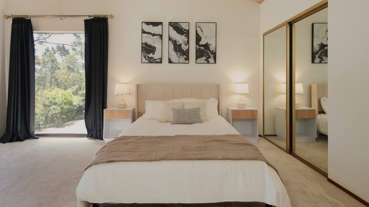 Photo of Bedroom in Monterey