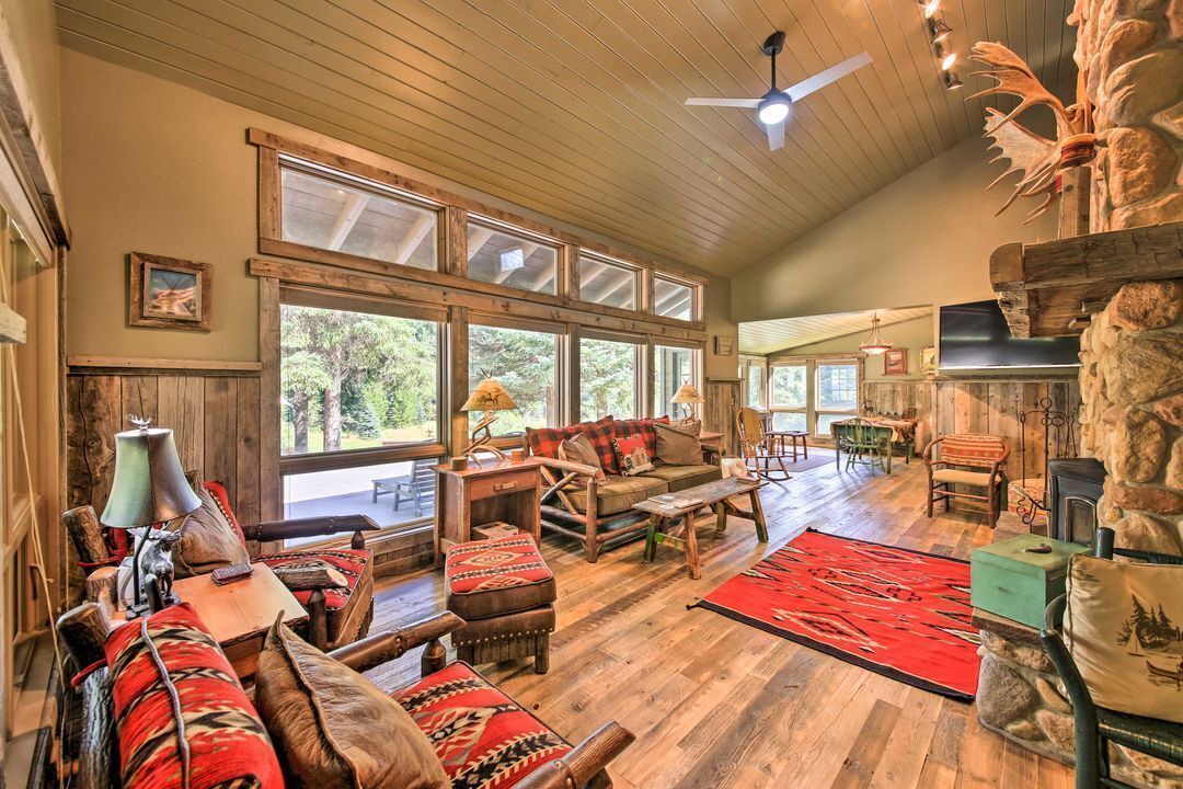 Photo of Livingroom in Troy